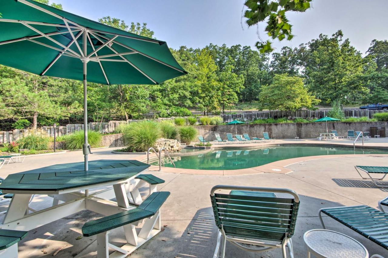 Osage Getaway - 1 Mi To Margaritaville Fun! Holiday home Osage Beach